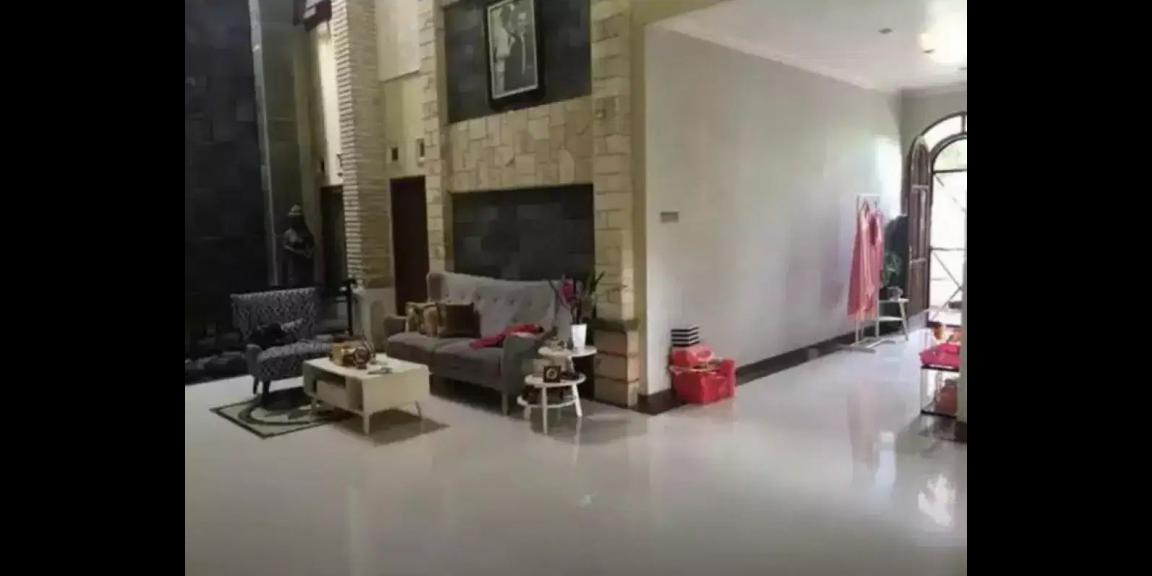 Rumah Mewah Siap Huni Perumahan Purimas Pecatu Surabaya Rumah Mewah Siap Huni Perumahan Purimas Pecatu Surabaya