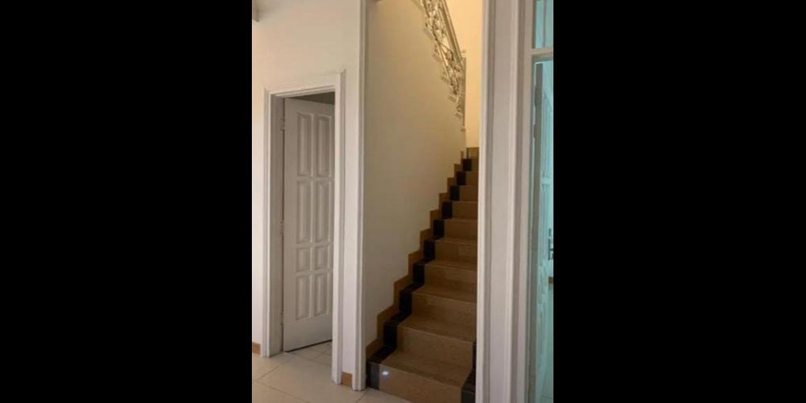 Sewa Rumah di Villa Sentra Raya Kawasan Citraland Siap Huni Sewa Rumah di Villa Sentra Raya Kawasan Citraland Siap Huni