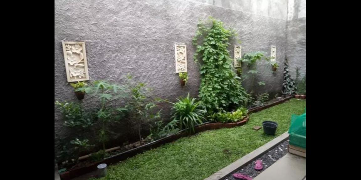 Jual Rumah Sangat Bagus di Tenggilis Utara Kota Surabaya Jual Rumah Sangat Bagus di Tenggilis Utara Kota Surabaya