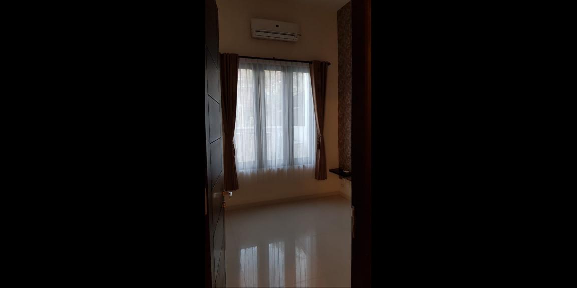 Dijual Rumah Minimalis Pakuwon City di Laguna Taman Mutiara Kota Surabaya Dijual Rumah Minimalis Pakuwon City di Laguna Taman Mutiara Kota Surabaya