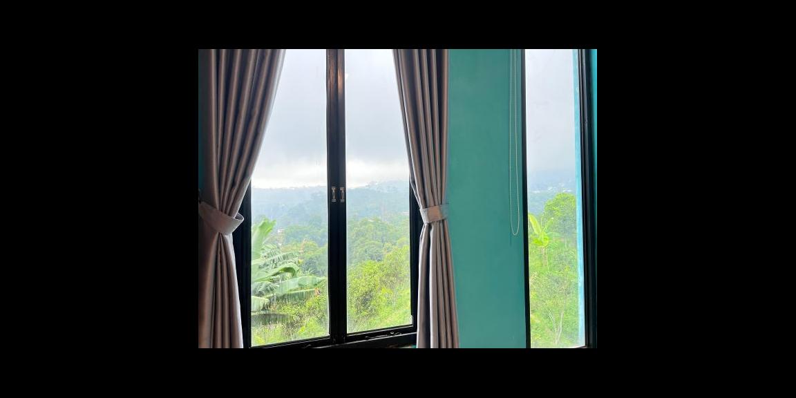 Rumah Villa Mewah 2 Lantai Kemuning, Karanganyar  Rumah Villa Mewah 2 Lantai Kemuning, Karanganyar