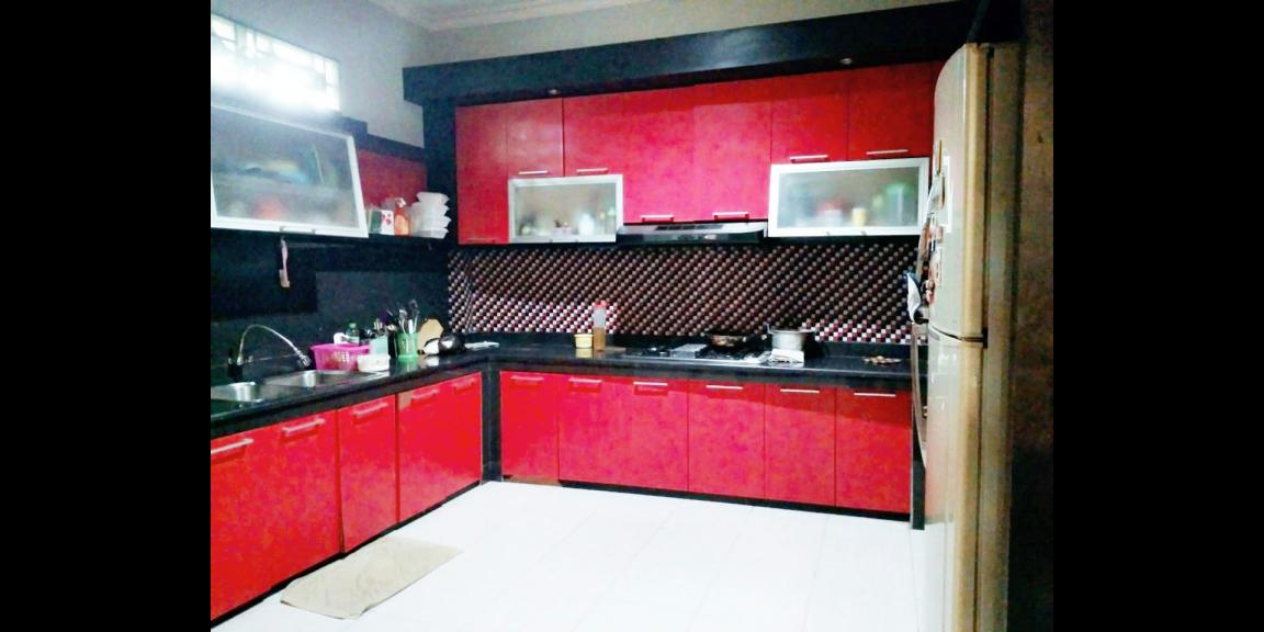 Rumah Mutiara Gading, Parit H. Husin 2, Pontianak, Kalimantan Barat Rumah Mutiara Gading, Parit H. Husin 2, Pontianak, Kalimantan Barat