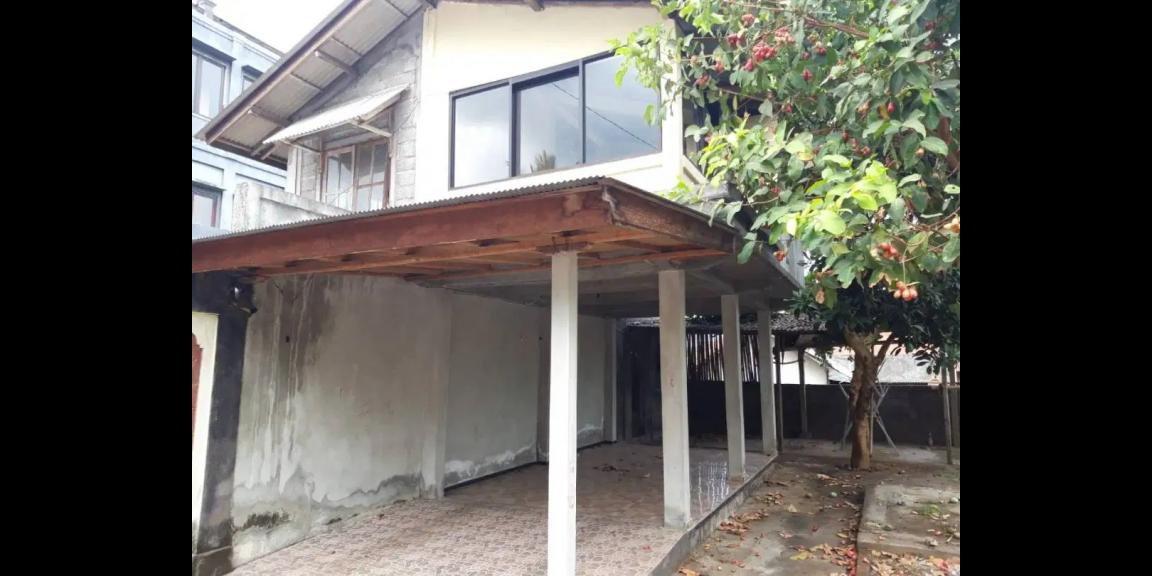 Rumah Luas 3 Lantai di Raya Singaraja Bedugul Buleleng Rumah Luas 3 Lantai di Raya Singaraja Bedugul Buleleng
