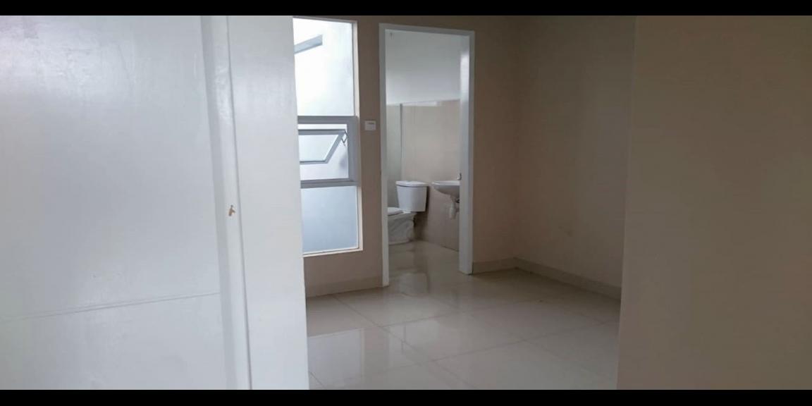 RUMAH MINIMALIS DUA LANTAI DI ARCAMANIK BANDUNG RUMAH MINIMALIS DUA LANTAI DI ARCAMANIK BANDUNG