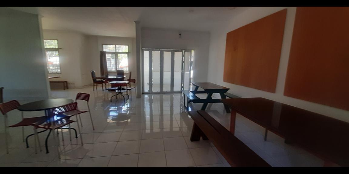 RUMAH UNTUK KOMERSIAL MAIN ROAD ARCAMANIK BANDUNG RUMAH UNTUK KOMERSIAL MAIN ROAD ARCAMANIK BANDUNG