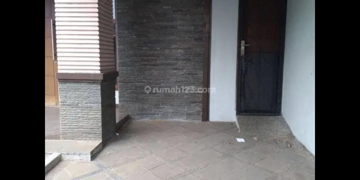 Jual Rumah Siap Huni 2 Lantai di Kebon Jeruk Jakarta Barat Jual Rumah Siap Huni 2 Lantai di Kebon Jeruk Jakarta Barat