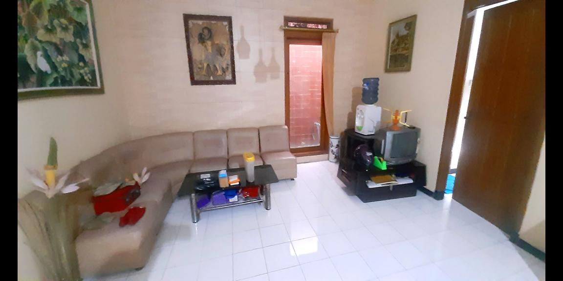 RUMAH MODERN-CLASSIC DENGAN KOLAM RENANG DI SUKAHAJI PASTEUR BANDUNG RUMAH MODERN-CLASSIC DENGAN KOLAM RENANG DI SUKAHAJI PASTEUR BANDUNG