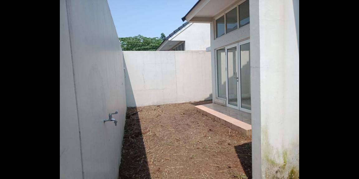 Jual Rumah Baru Gress di Perumahan Suvarna Sutera Tangerang Jual Rumah Baru Gress di Perumahan Suvarna Sutera Tangerang