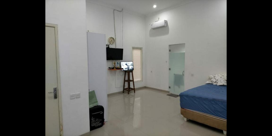 Jual Rumah Mewah Strategis di Jalan Petemon Kota Surabaya Jual Rumah Mewah Strategis di Jalan Petemon Kota Surabaya