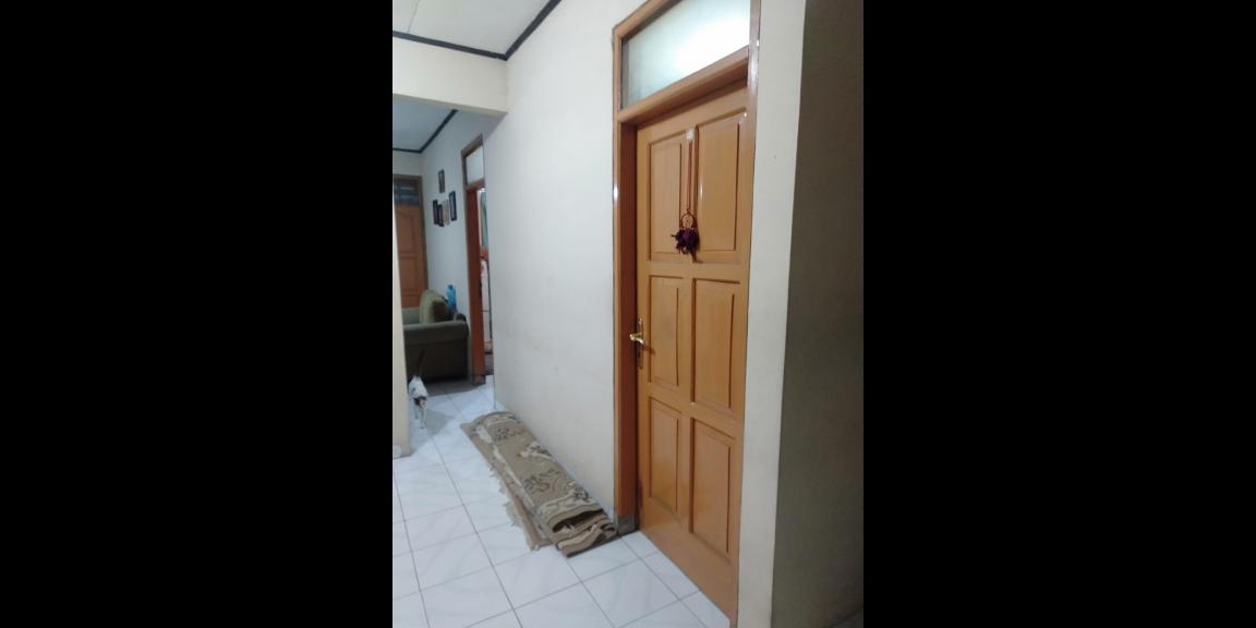 RUKO DUA LANTAI STRATEGIS MAIN ROAD CIGADUNG-DAGO, BANDUNG RUKO DUA LANTAI STRATEGIS MAIN ROAD CIGADUNG-DAGO, BANDUNG