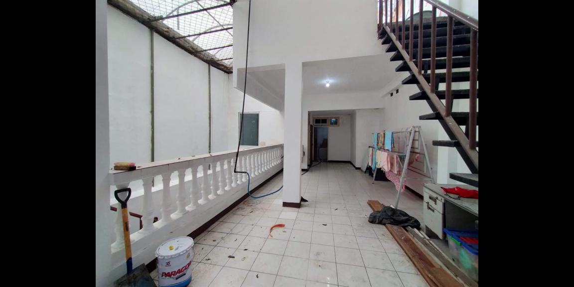 Jual Cepat Rumah Siap Huni di Dharmahusada Indah Barat Surabaya Jual Cepat Rumah Siap Huni di Dharmahusada Indah Barat Surabaya