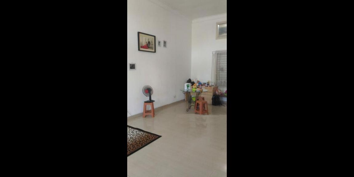 Jual Rumah Murah Siap Huni di Central Park Gunung Anyar Jual Rumah Murah Siap Huni di Central Park Gunung Anyar