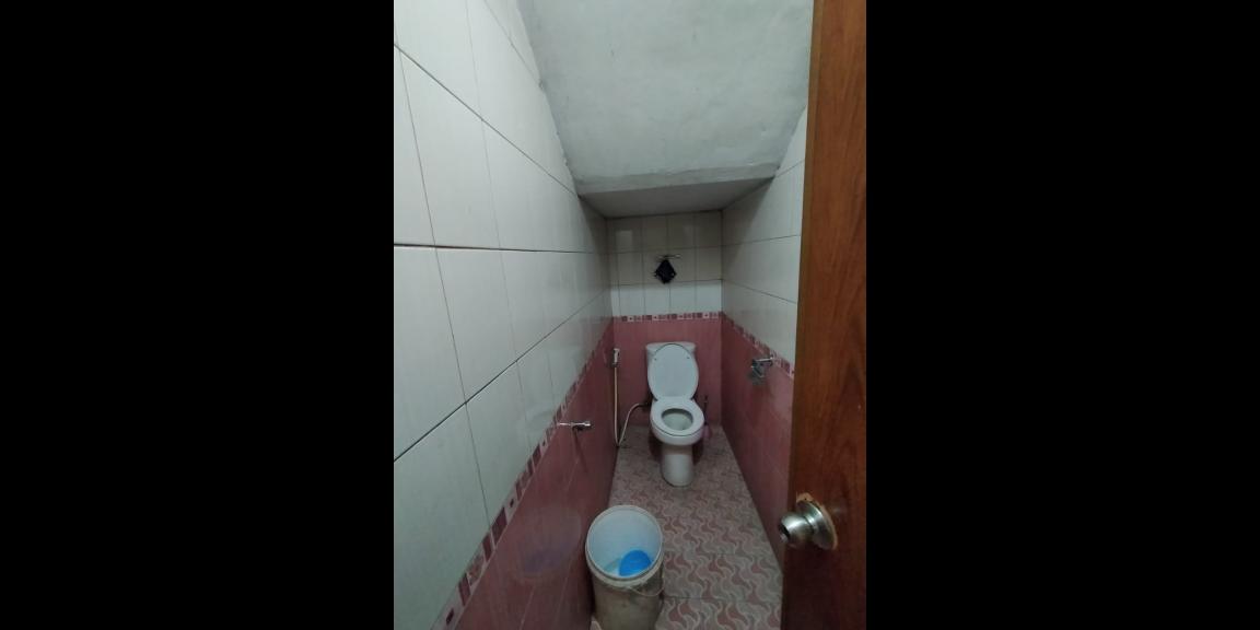 Jual cepat harga murah satu unit Ruko 3 lantai Tomang Utara Jual cepat harga murah satu unit Ruko 3 lantai Tomang Utara