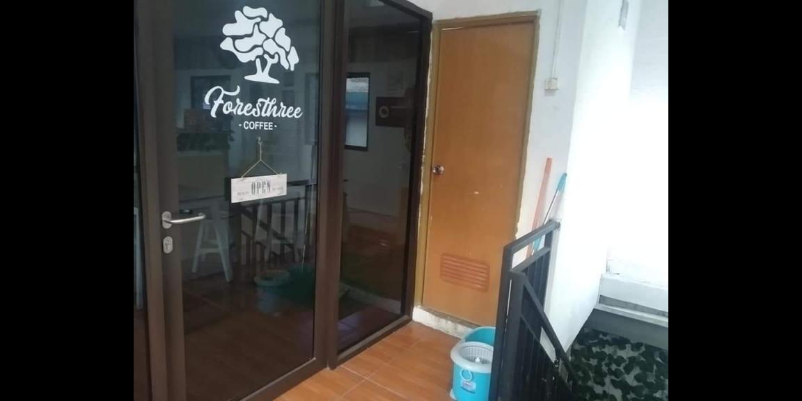 Dijual cepat Ruko 3 lantai dilokasi strategis dan ramai. Dijual cepat Ruko 3 lantai dilokasi strategis dan ramai.