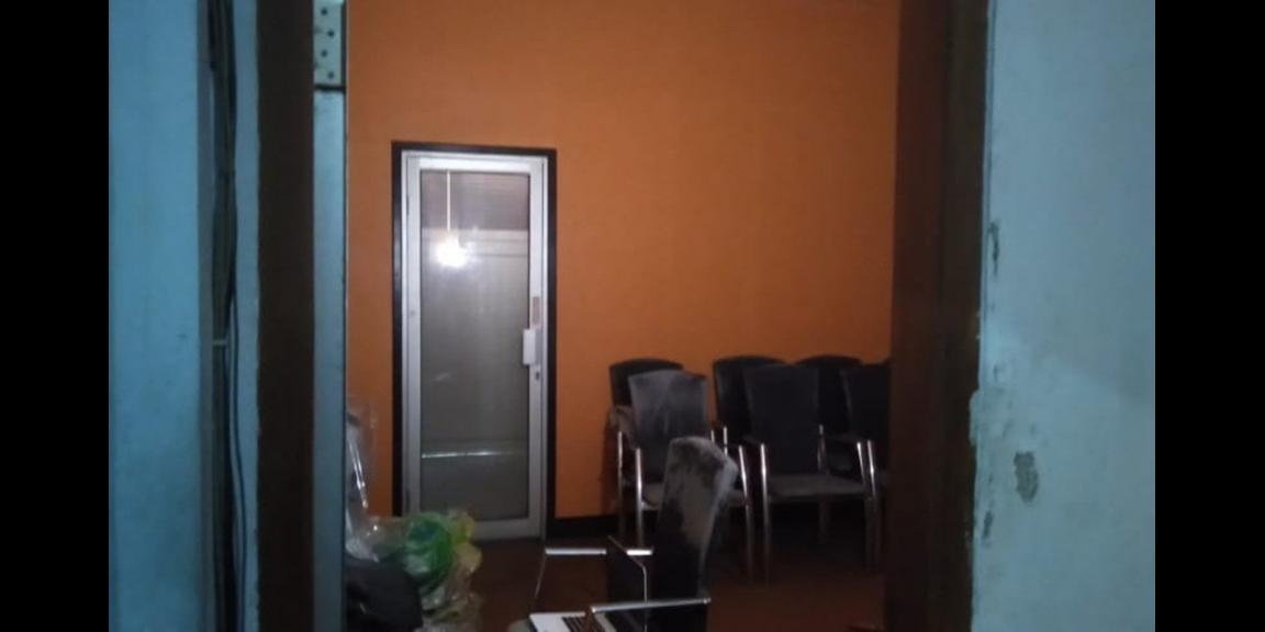 Jual Kantor Luas Strategis di Gayung Kebonsari Surabaya Jual Kantor Luas Strategis di Gayung Kebonsari Surabaya