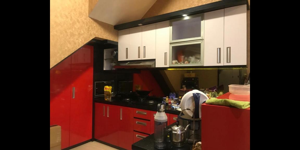 Rumah Bagus di Perumahan Pendopo Palm Spring Surabaya Rumah Bagus di Perumahan Pendopo Palm Spring Surabaya