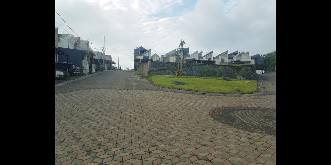 Rumah Villa Fasilitas Club House View Gunung Kota Malang Rumah Villa Fasilitas Club House View Gunung Kota Malang