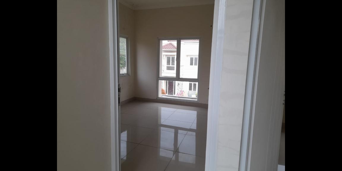 Rumah di jual WARTAWANGSA deket Emeral Rumah di jual WARTAWANGSA deket Emeral