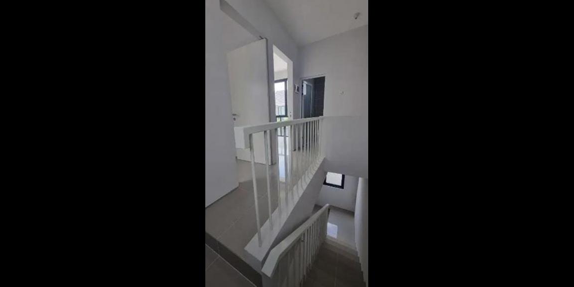 Rumah Baru Gress di Perumahan Royal Residence Serenade Rumah Baru Gress di Perumahan Royal Residence Serenade