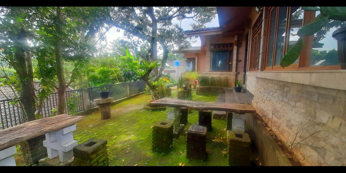 RUMAH HITUNG TANAH MAIN ROAD BUKIT PAKAR TIMUR DAGO BANDUNG RUMAH HITUNG TANAH MAIN ROAD BUKIT PAKAR TIMUR DAGO BANDUNG