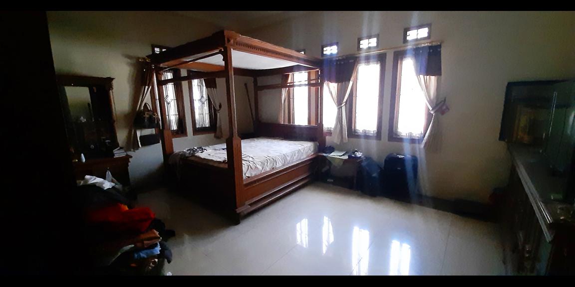 RUMAH MEWAH MAIN ROAD ARCAMANIK KOTA BANDUNG RUMAH MEWAH MAIN ROAD ARCAMANIK KOTA BANDUNG