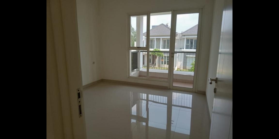 Jual Rumah Baru Gress di Perumahan Suvarna Sutera Tangerang Jual Rumah Baru Gress di Perumahan Suvarna Sutera Tangerang