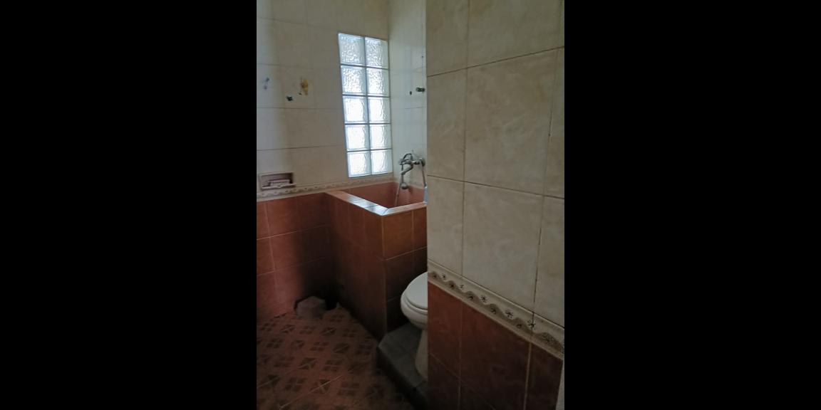 RUMAH GAYA AMERICAN CLASSIC 3 KAMAR TIDUR DUA KAMAR MANDI DENGAN CARPORT DI ARCAMANIK BANDUNG RUMAH GAYA AMERICAN CLASSIC 3 KAMAR TIDUR DUA KAMAR MANDI DENGAN CARPORT DI ARCAMANIK BANDUNG