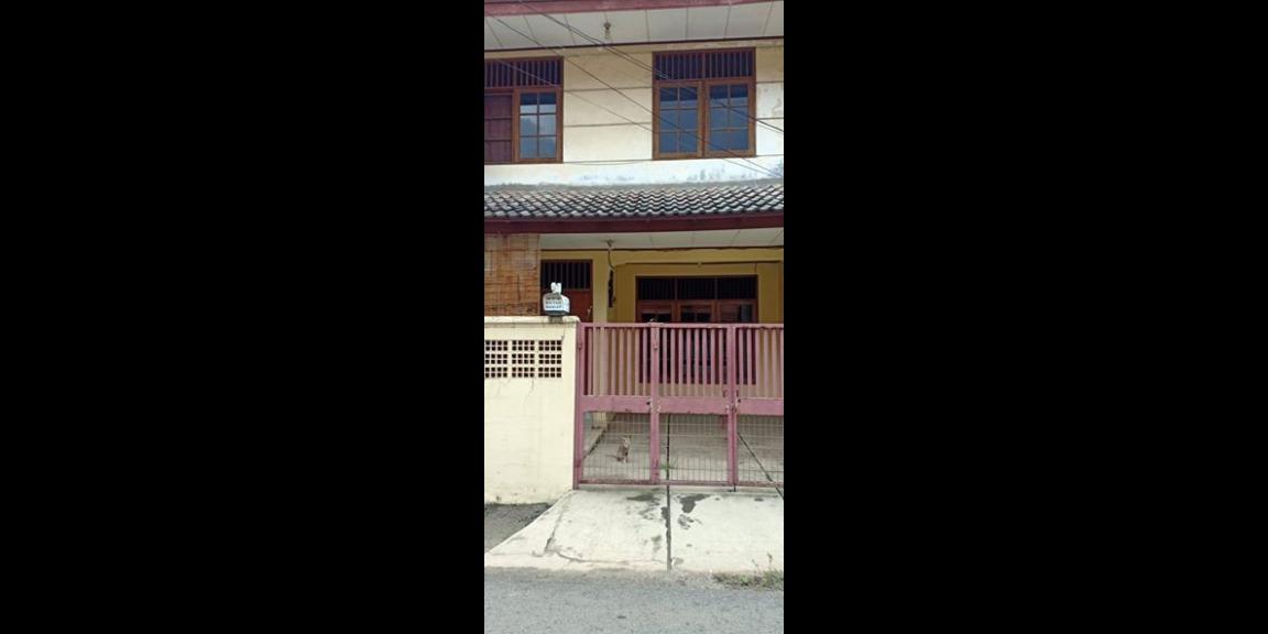 Dijual rumah 2 Lt di Cipinang Kebembem Jakarta Timur. Dijual rumah 2 Lt di Cipinang Kebembem Jakarta Timur.