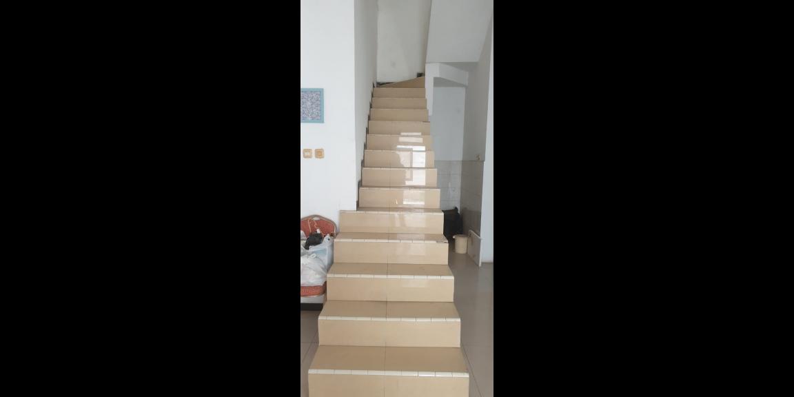 Jual Rumah Bagus Siap Huni di Jalan Kupang Indah Kota Surabaya Jual Rumah Bagus Siap Huni di Jalan Kupang Indah Kota Surabaya