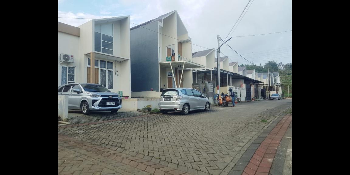 Rumah Villa Fasilitas Club House View Gunung Kota Malang Rumah Villa Fasilitas Club House View Gunung Kota Malang