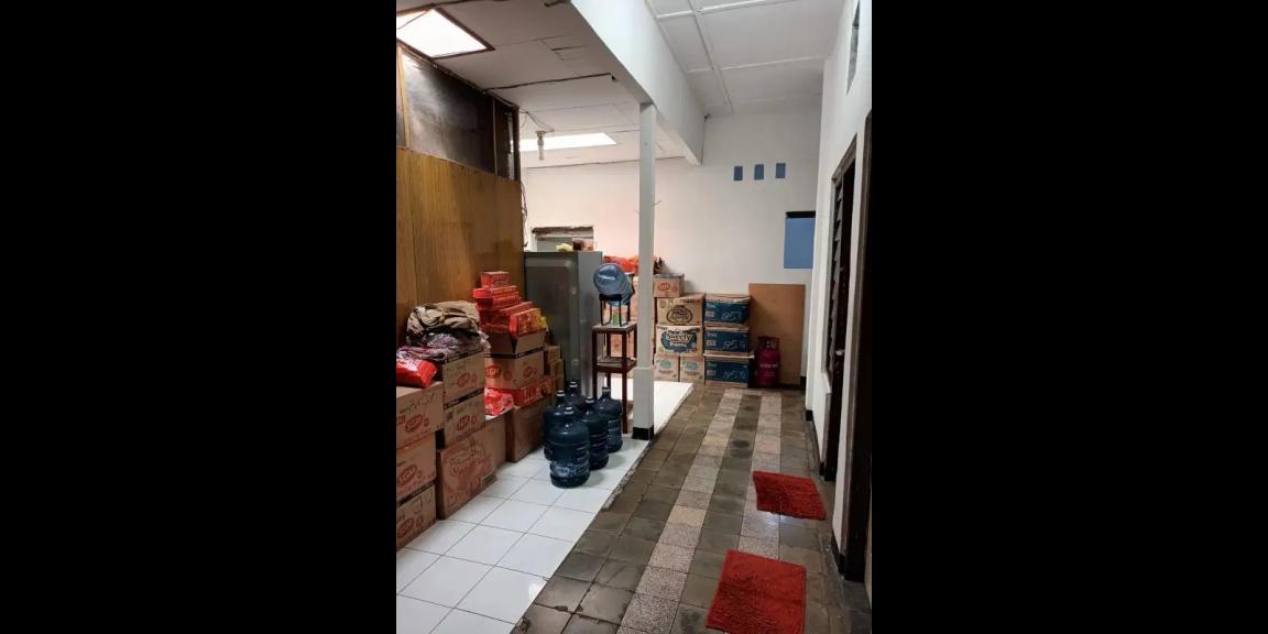 Jual Rumah Murah dan Strategis Tengah Kota di Pucang Sewu Jual Rumah Murah dan Strategis Tengah Kota di Pucang Sewu