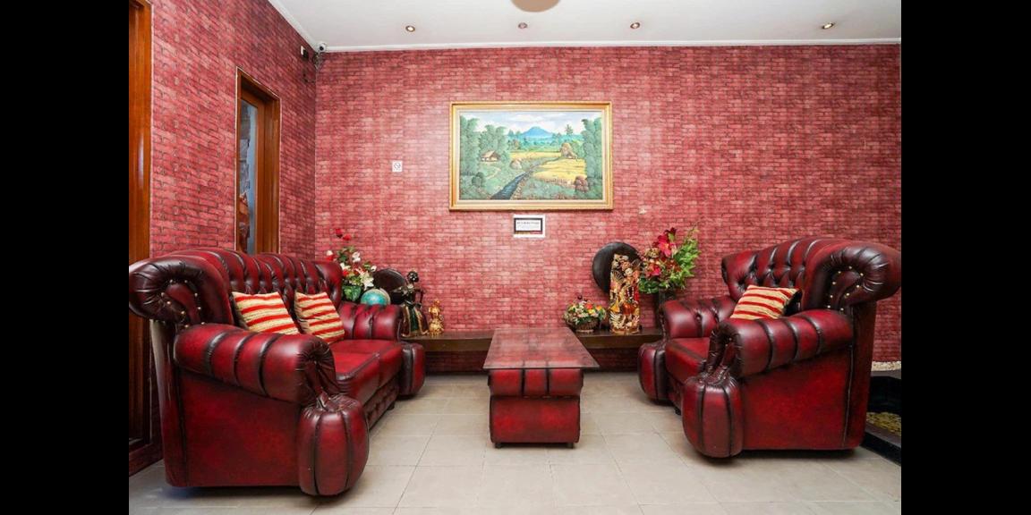 Jual Rumah Kost Strategis di Daerah Dukuh Kupang Surabaya Jual Rumah Kost Strategis di Daerah Dukuh Kupang Surabaya