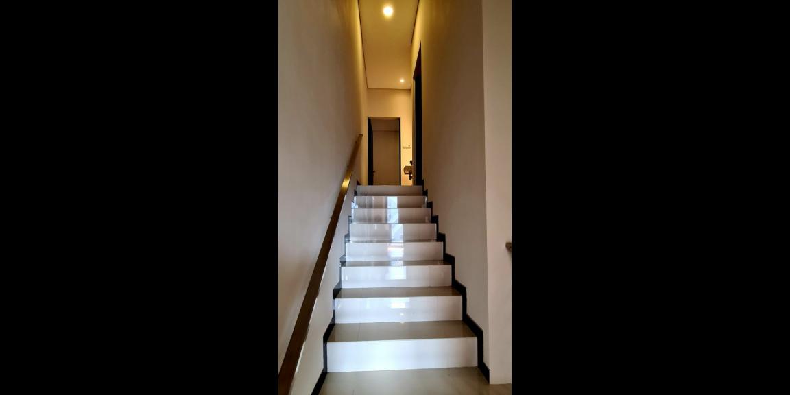 Jual 2 Unit Rumah Mewah Minimalis Manyar Jaya Siap Huni Jual 2 Unit Rumah Mewah Minimalis Manyar Jaya Siap Huni