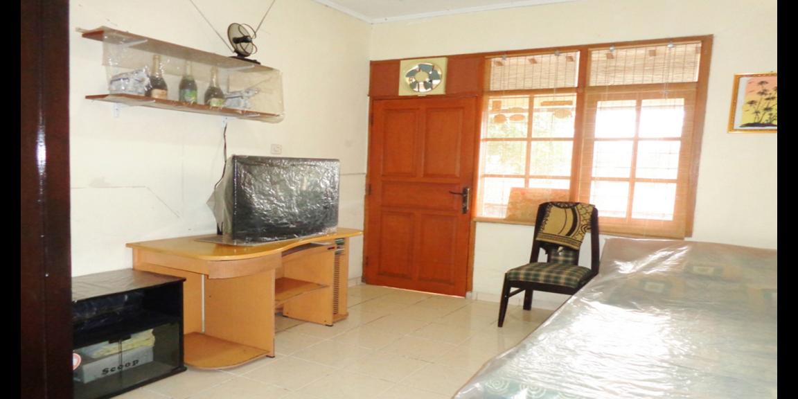 RUMAH DENGAN PAVILIUN SEMI FURNISHED DI ARCAMANIK BANDUNG RUMAH DENGAN PAVILIUN SEMI FURNISHED DI ARCAMANIK BANDUNG