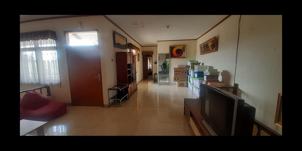 RUMAH HITUNG TANAH DI TUBAGUS ISMAIL DAGO BANDUNG RUMAH HITUNG TANAH DI TUBAGUS ISMAIL DAGO BANDUNG