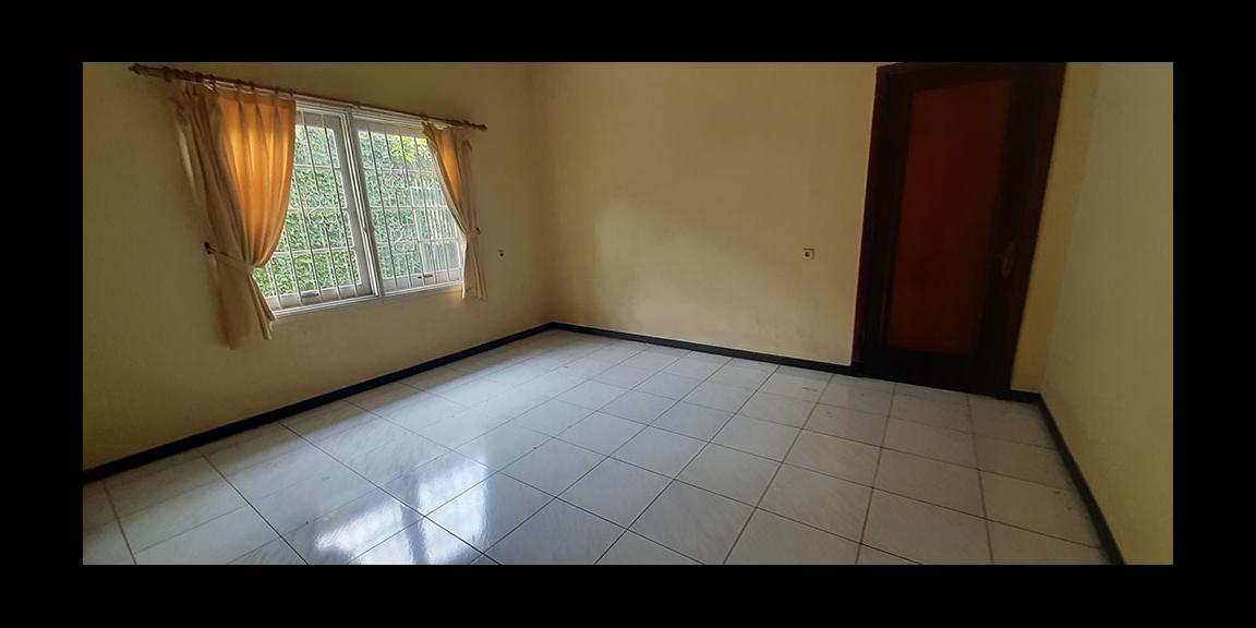 RUMAH KOLONIAL UNTUK KOMERSIAL SUPER STRATEGIS DI JL. RIAU-MARTADINATA BANDUNG RUMAH KOLONIAL UNTUK KOMERSIAL SUPER STRATEGIS DI JL. RIAU-MARTADINATA BANDUNG