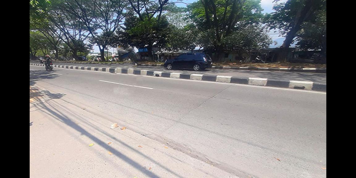 GUDANG DI ATAS TANAH 1,7 HEKTAR SHM HARGA DI BAWAH PASARAN DI JL. SOEKARNO HATTA BANDUNG GUDANG DI ATAS TANAH 1,7 HEKTAR SHM HARGA DI BAWAH PASARAN DI JL. SOEKARNO HATTA BANDUNG