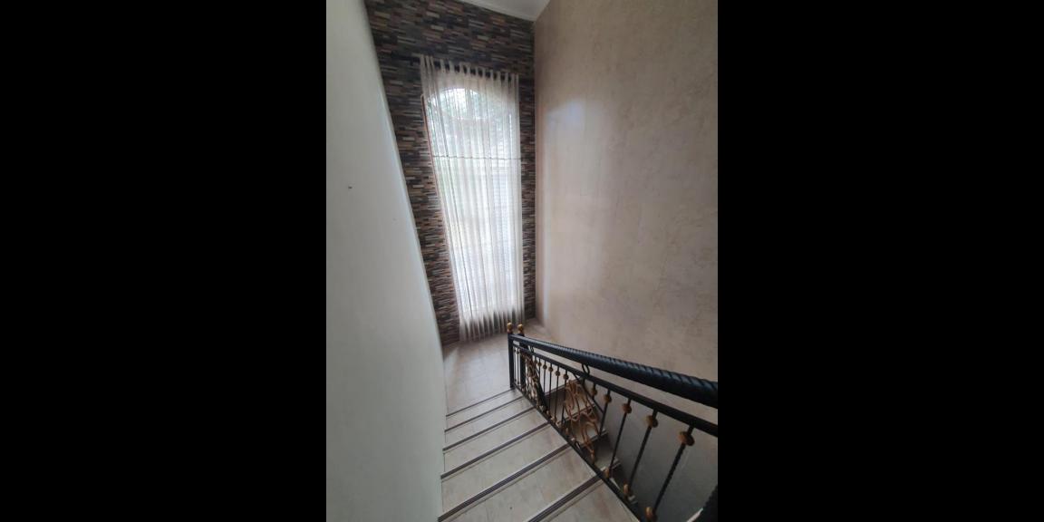 Rumah Mewah Perumahan Kebonsari Regency Jambangan Rumah Mewah Perumahan Kebonsari Regency Jambangan