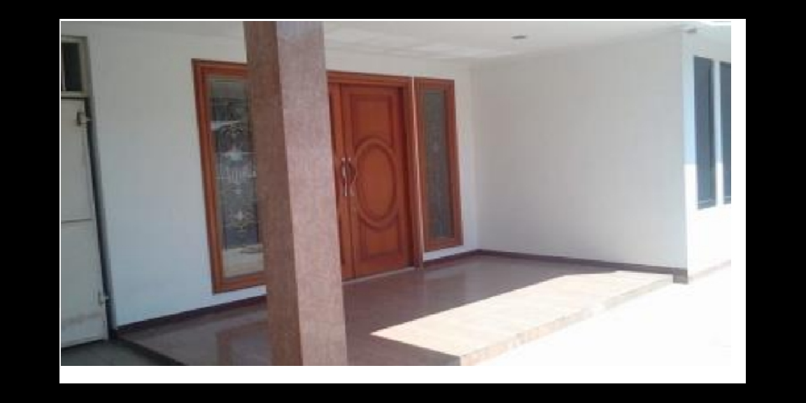 Dijual Rumah Second Istimewa di Surabaya Selatan Dijual Rumah Second Istimewa di Surabaya Selatan