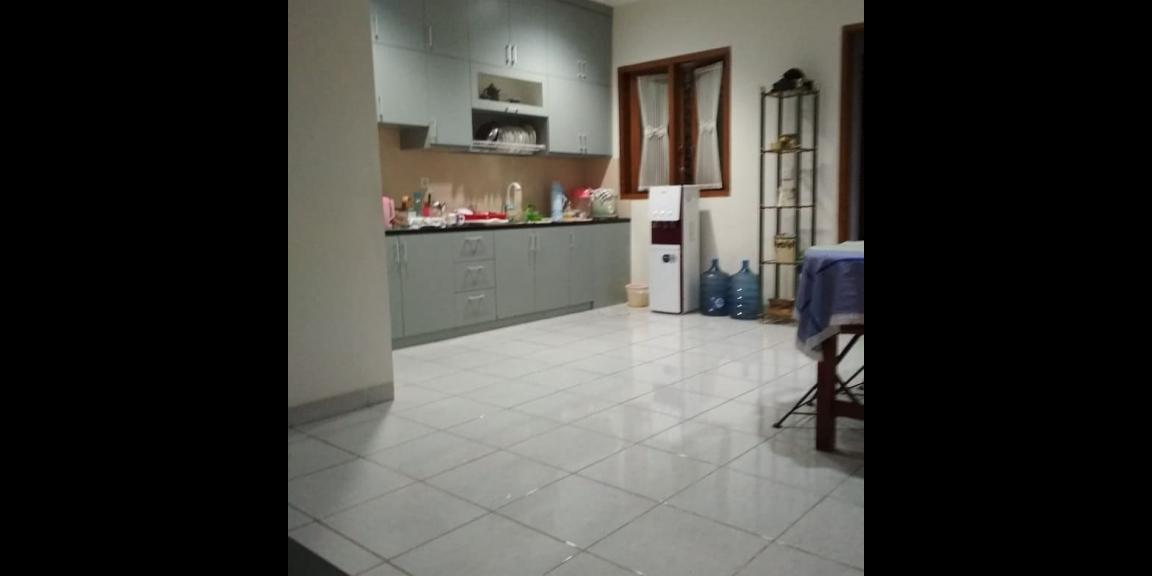 Jual BU Rumah Cirendeu 4KT Kondisi Bagus Terawat Jual BU Rumah Cirendeu 4KT Kondisi Bagus Terawat