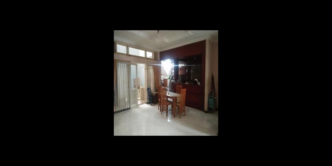 Jual Rumah Mewah 2 Lantai di Alamanda Dago Permai, Kota Bandung Jual Rumah Mewah 2 Lantai di Alamanda Dago Permai, Kota Bandung