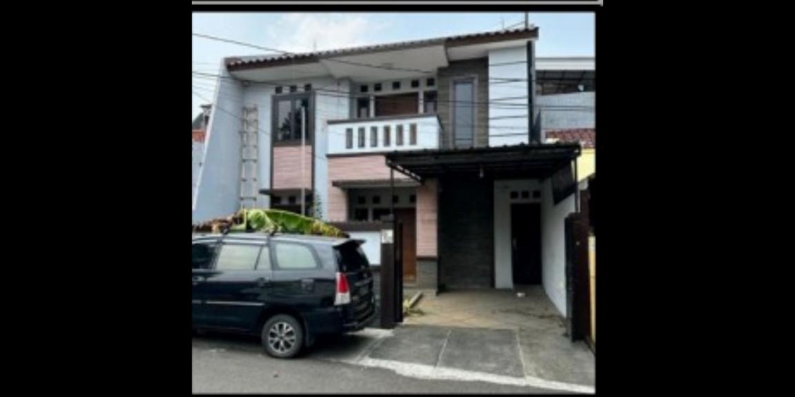 Jual Rumah Siap Huni 2 Lantai di Kebon Jeruk Jakarta Barat Jual Rumah Siap Huni 2 Lantai di Kebon Jeruk Jakarta Barat