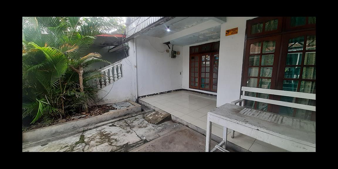 KOST 23 KAMAR PENUH TERISI DEKAT PERKANTORAN, SEKOLAH DAN PERTOKOAN DI SAYAP JL. JAKARTA BANDUNG HARGA DI BAWAH NJOP KOST 23 KAMAR PENUH TERISI DEKAT PERKANTORAN, SEKOLAH DAN PERTOKOAN DI SAYAP JL. JAKARTA BANDUNG HARGA DI BAWAH NJOP