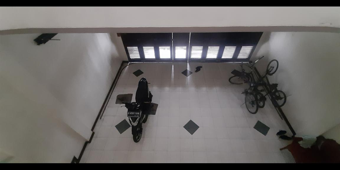 RUMAH DUA LANTAI GAYA KONTEMPORER SIAP HUNI DI DAGO ASRI KOTA BANDUNG RUMAH DUA LANTAI GAYA KONTEMPORER SIAP HUNI DI DAGO ASRI KOTA BANDUNG