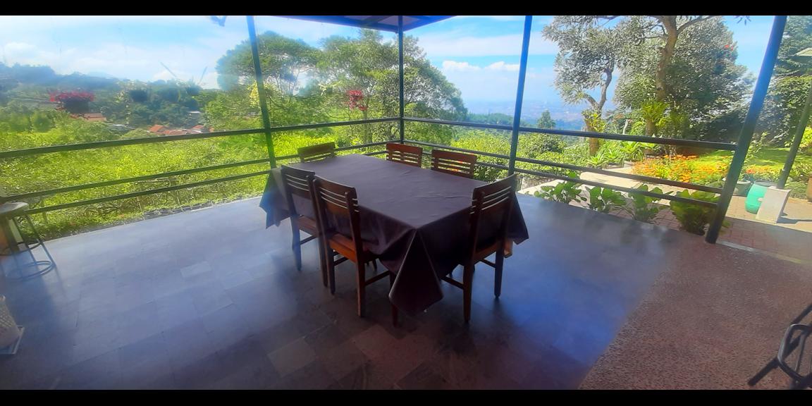 VILLA GAYA INDUSTRIAL DI CIUMBULEUIT VIEW KOTA BANDUNG VILLA GAYA INDUSTRIAL DI CIUMBULEUIT VIEW KOTA BANDUNG