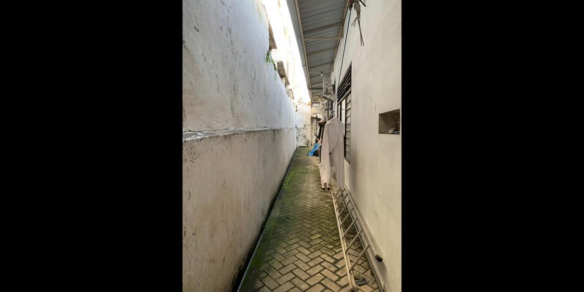 Dijual Cepat Rumah dan Gudang di Pesapen Kali Surabaya Dijual Cepat Rumah dan Gudang di Pesapen Kali Surabaya