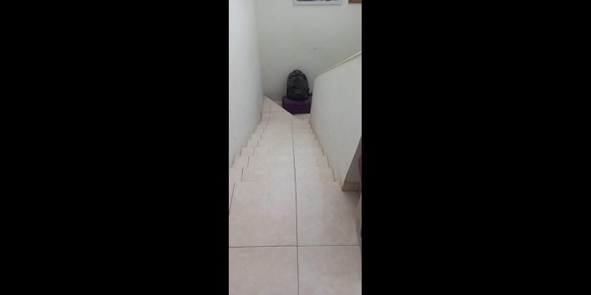 Dijual Rumah 2 Lantai Harga Murah di Graha Raya Dijual Rumah 2 Lantai Harga Murah di Graha Raya