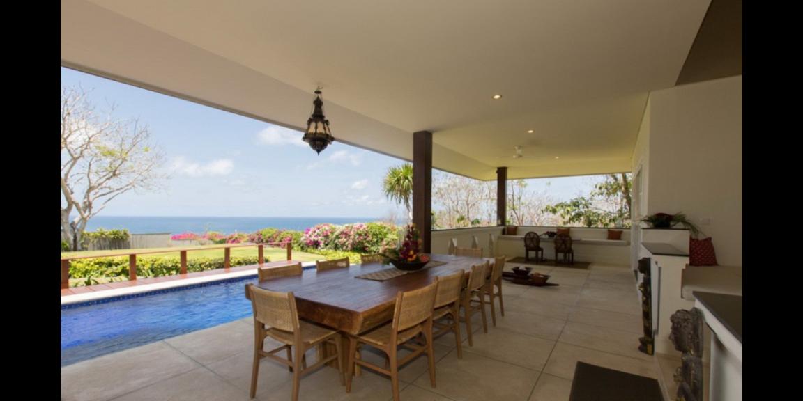 Villa Daerah Karang Putih Sangat Mewah di Kuta Selatan Villa Daerah Karang Putih Sangat Mewah di Kuta Selatan