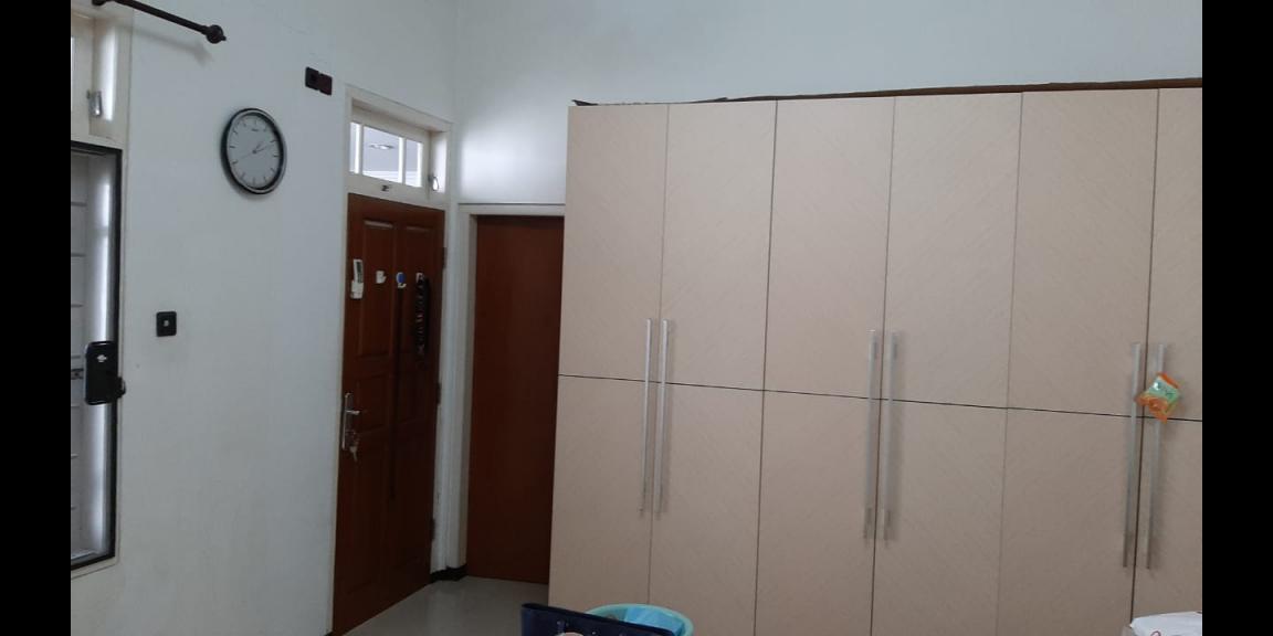 Rumah Bagus Siap Huni Kawasan Gayungsari Surabaya Rumah Bagus Siap Huni Kawasan Gayungsari Surabaya