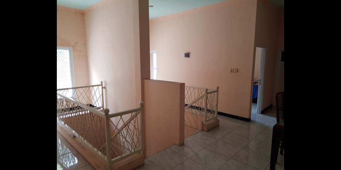 Rumah Murah 2 Lantai Siap Huni Lokasi Rungkut Menanggal Harapan Surabaya Timur Rumah Murah 2 Lantai Siap Huni Lokasi Rungkut Menanggal Harapan Surabaya Timur